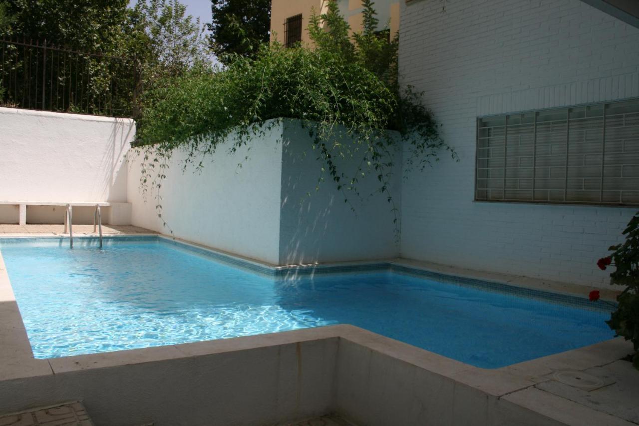Mike'S Apartment. Parking Y Piscina Granada Eksteriør billede